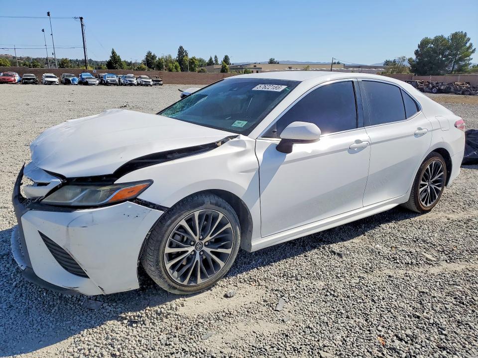 Продажа на аукционе авто 2018 Toyota Camry, vin: 4T1B11HKXJU099398, номер лота: 57622186