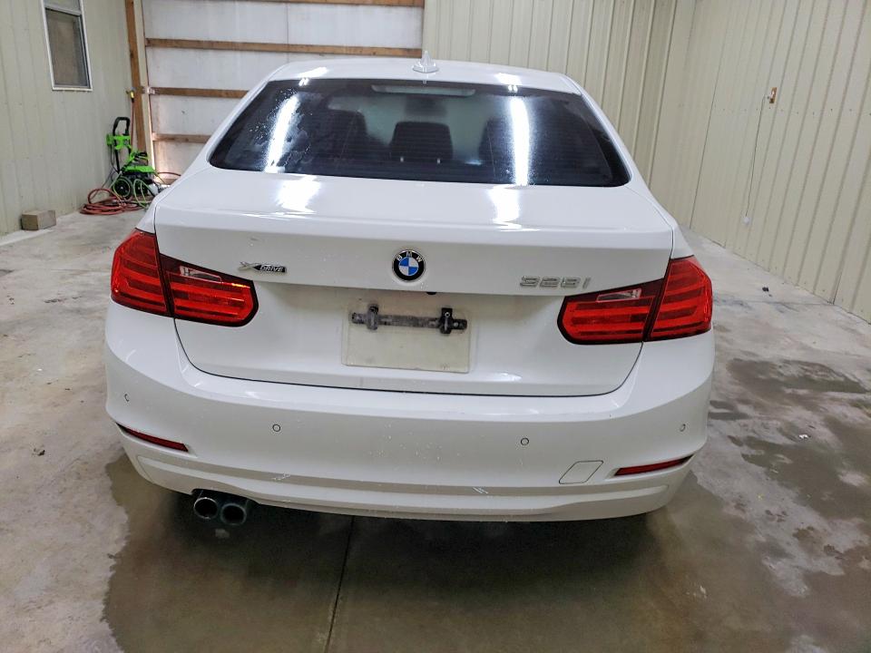 Продаж на аукціоні авто 2015 Bmw 328, vin: WBA3B3C54FF547078, номер лоту: 55902156