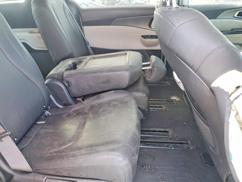 55852696 :رقم المزاد ، KNDNB4H33R6335835 vin ، 2024 Kia Carnival مزاد بيع