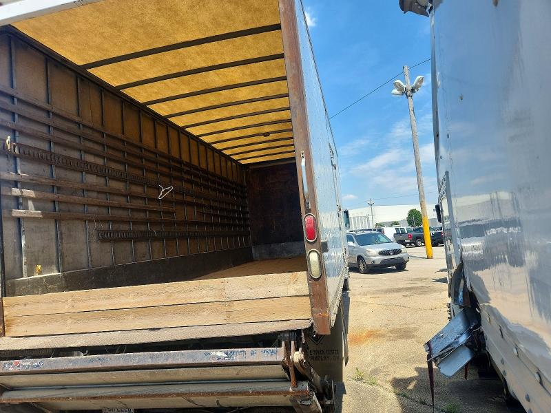 Продаж на аукціоні авто 2000 Freightliner Medium Conventional, vin: 1FV6HLBC4YHG84955, номер лоту: 55538146