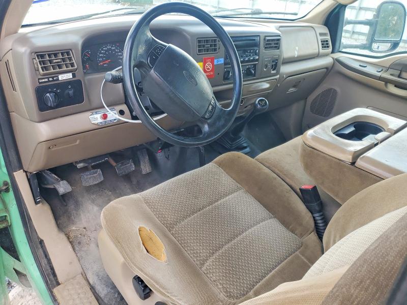 55726556 :رقم المزاد ، 1FDWX36F52EC33991 vin ، 2002 Ford F350 مزاد بيع