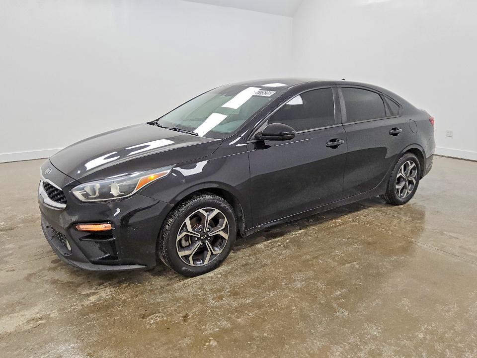 2019 Kia Forte მანქანა იყიდება აუქციონზე, vin: 3KPF24ADXKE017590, აუქციონის ნომერი: 57577526