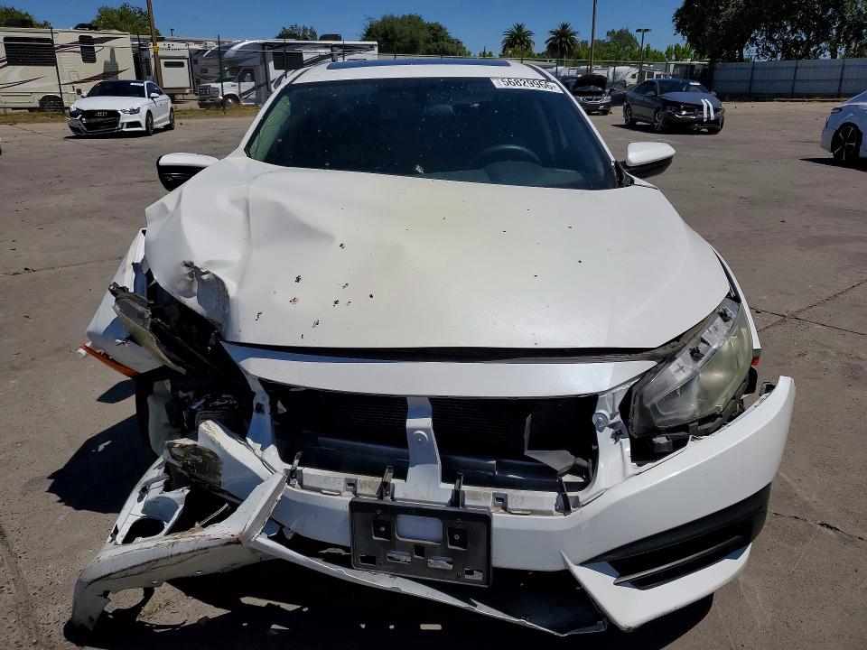 56829966 :رقم المزاد ، 2HGFC2F7XHH576544 vin ، 2017 Honda Civic مزاد بيع