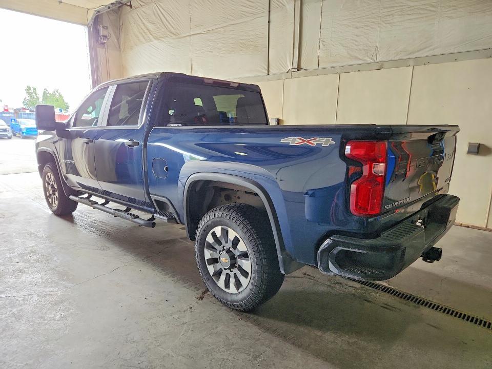 57608846 :رقم المزاد ، 1GC4YME74MF291192 vin ، 2021 Chevrolet Silverado مزاد بيع