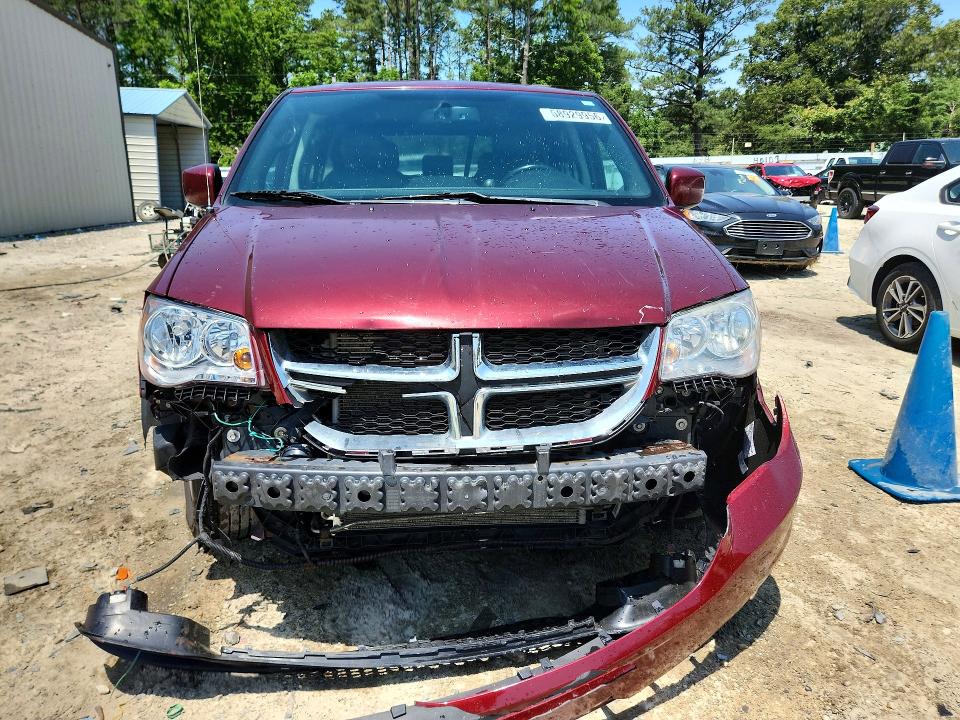 58929956 :رقم المزاد ، 2C4RDGCG8HR724484 vin ، 2017 Dodge Grand Caravan مزاد بيع