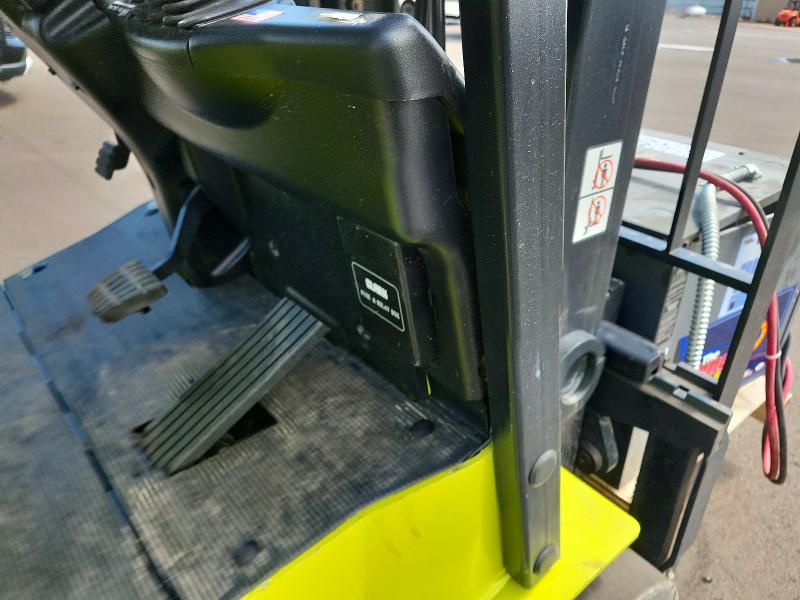 Продажа на аукционе авто 2006 Clark Forklift, vin: ECX36000169653KF, номер лота: 55026456