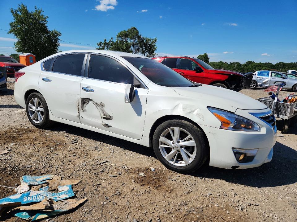 2013 Nissan Altima მანქანა იყიდება აუქციონზე, vin: 1N4AL3AP3DN579363, აუქციონის ნომერი: 57345126