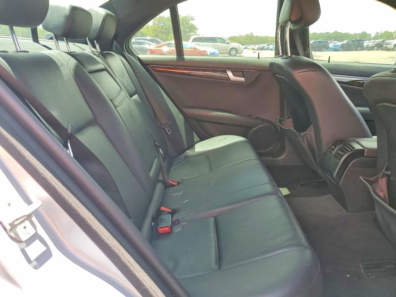 Продажа на аукционе авто 2013 Mercedes-benz C, vin: WDDGF4HB2DA854052, номер лота: 57092266