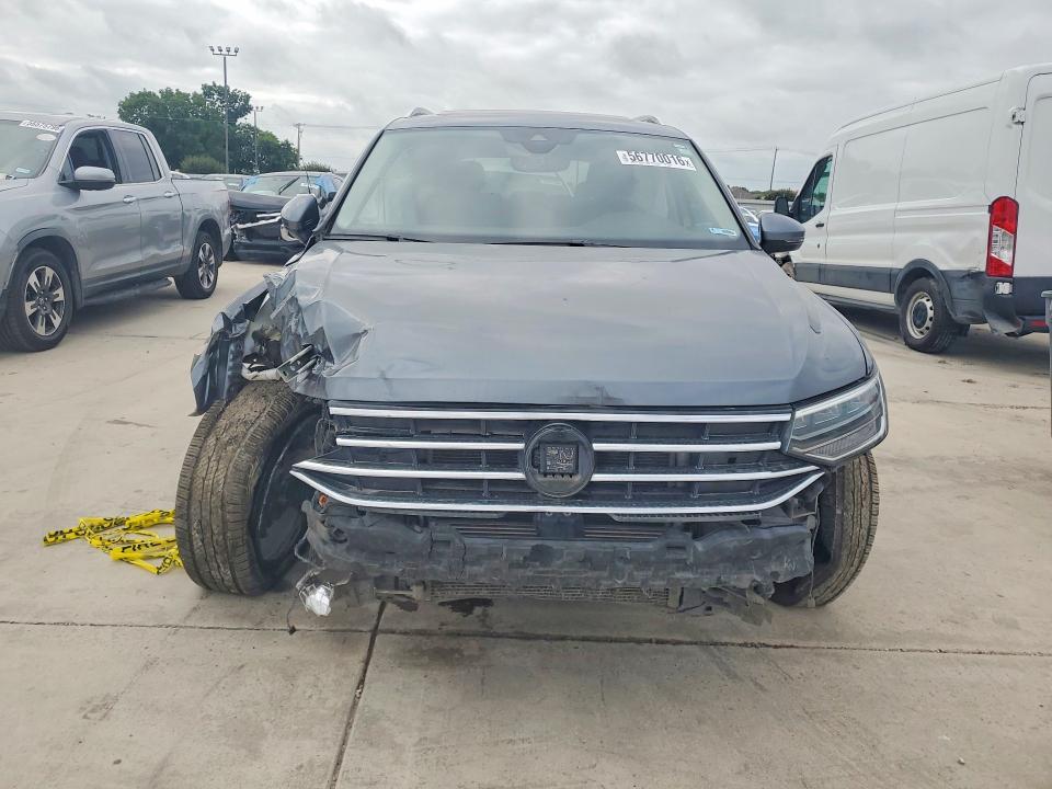 2022 Volkswagen Tiguan მანქანა იყიდება აუქციონზე, vin: 3VV3B7AX1NM138440, აუქციონის ნომერი: 56770016