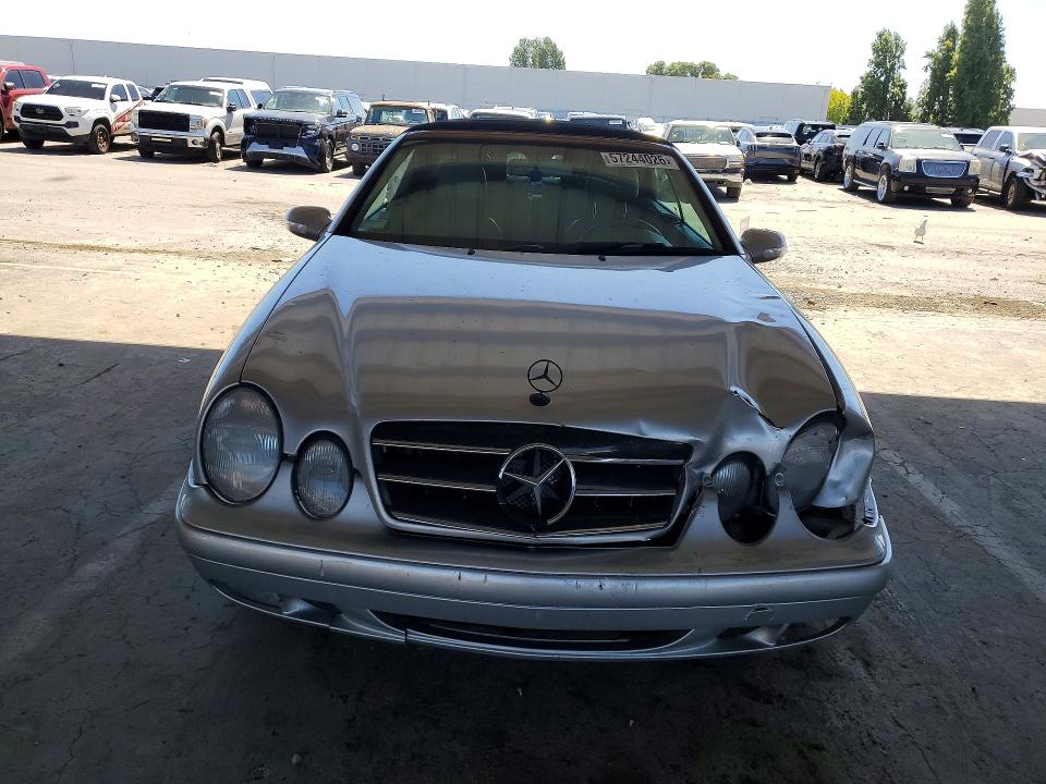 2003 Mercedes-benz Clk მანქანა იყიდება აუქციონზე, vin: WDBLK65G33T136608, აუქციონის ნომერი: 57244026