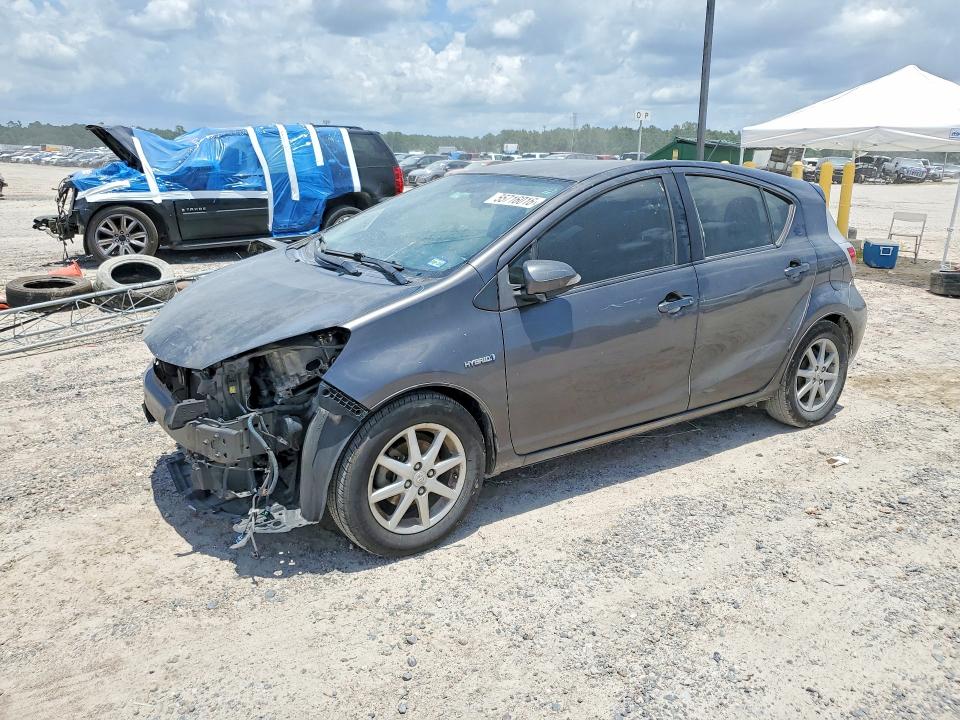 55716016 :رقم المزاد ، JTDKDTB38C1518748 vin ، 2012 Toyota Prius C مزاد بيع