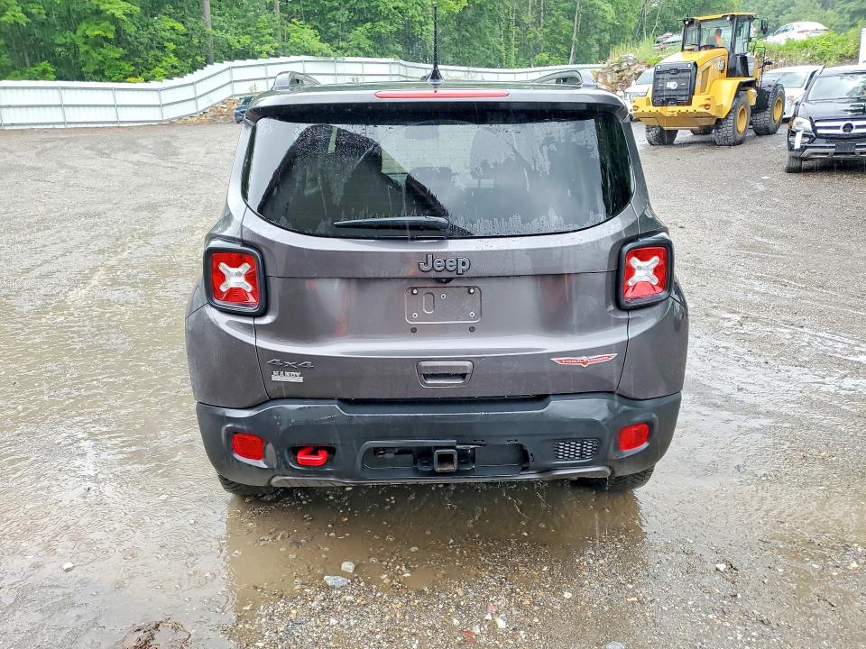 57891886 :رقم المزاد ، ZACNJDC13MPN30569 vin ، 2021 Jeep Renegade مزاد بيع