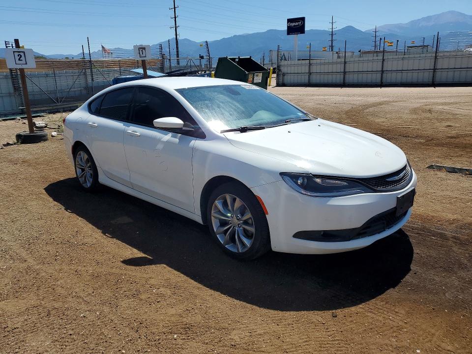2015 Chrysler 200 მანქანა იყიდება აუქციონზე, vin: 1C3CCCBB8FN585561, აუქციონის ნომერი: 85994875