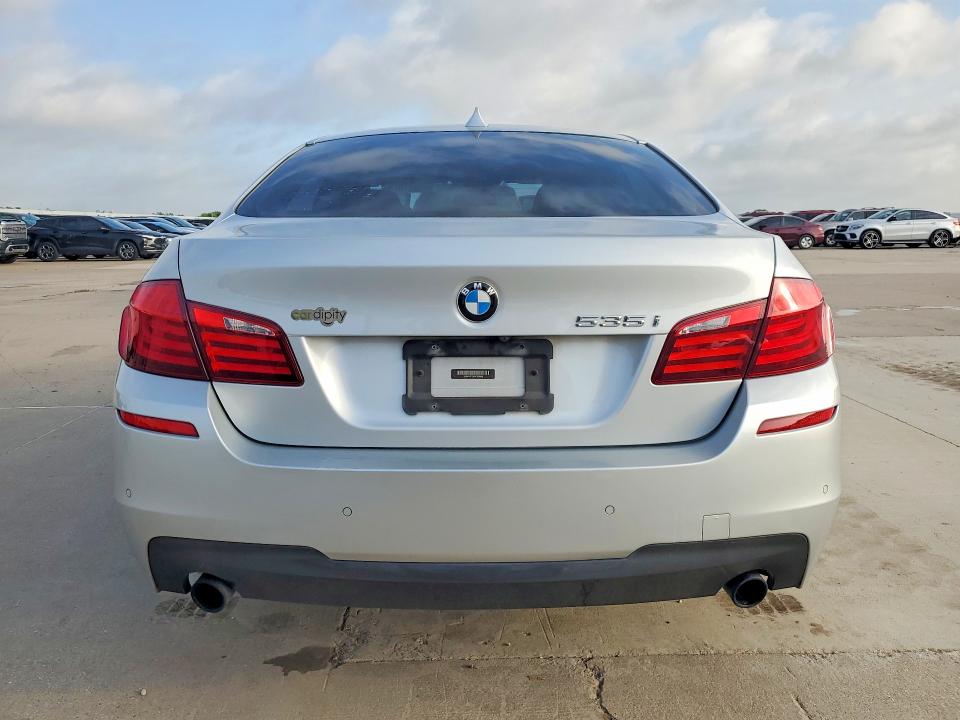 56537876 :رقم المزاد ، WBAFR7C50DC828406 vin ، 2013 Bmw 535 مزاد بيع