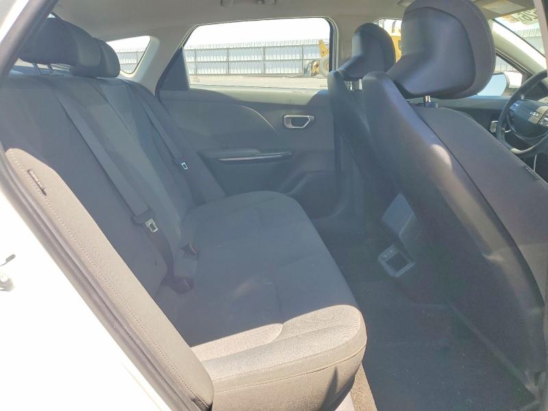 2025 Kia K4 მანქანა იყიდება აუქციონზე, vin: 3KPFT4DE4SE065054, აუქციონის ნომერი: 58153626