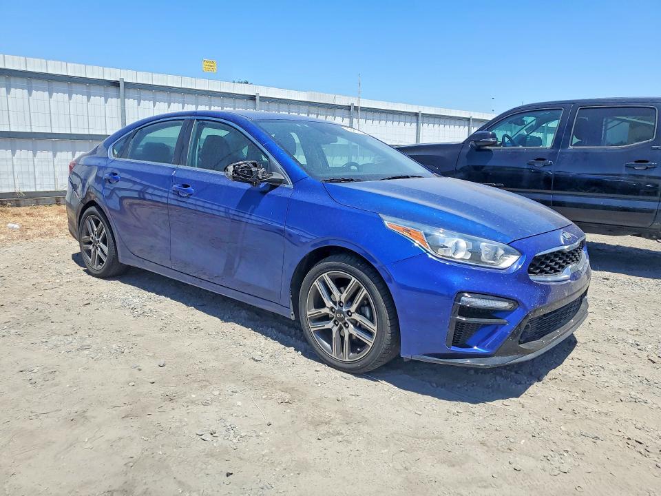2021 Kia Forte მანქანა იყიდება აუქციონზე, vin: 3KPF54AD8ME280493, აუქციონის ნომერი: 58589486