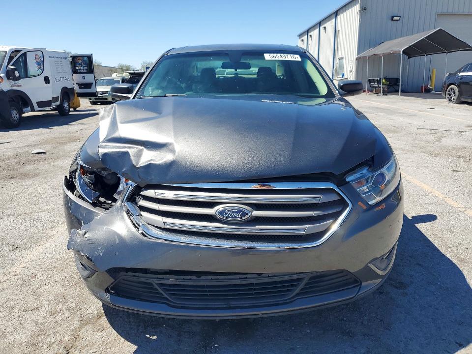 56549716 :رقم المزاد ، 1FAHP2D88JG137311 vin ، 2018 Ford Taurus مزاد بيع
