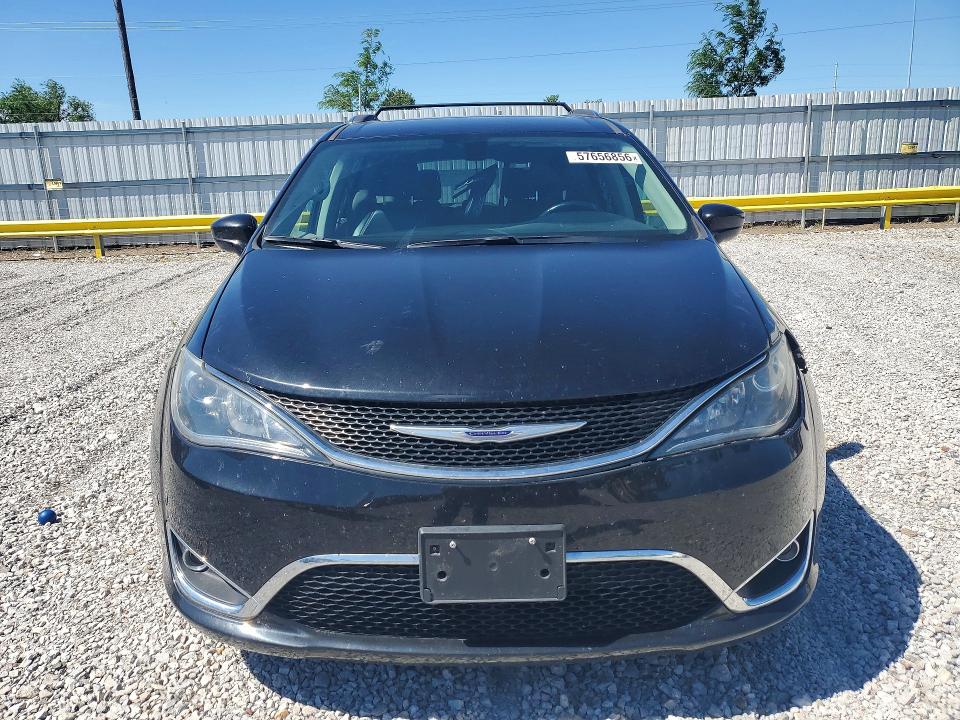 57656856 :رقم المزاد ، 2C4RC1EG9JR228497 vin ، 2018 Chrysler Pacifica مزاد بيع