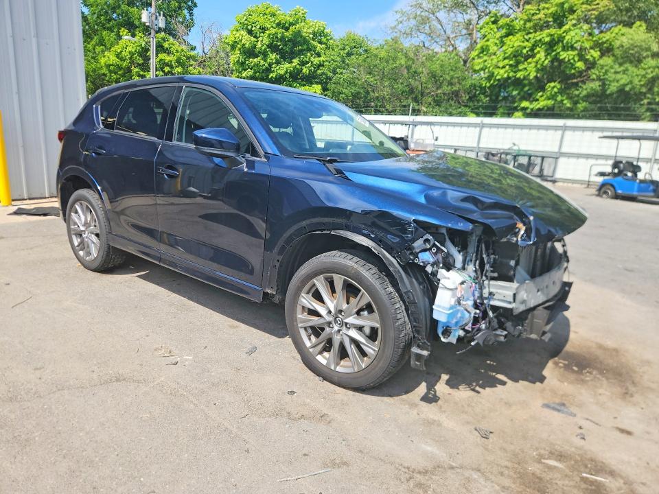 Продажа на аукционе авто 2025 Mazda Cx-5, vin: JM3KFBEM5S0602563, номер лота: 55860346