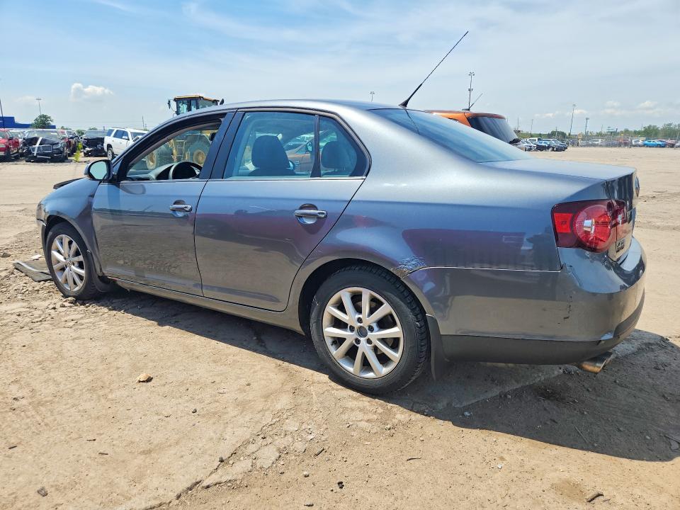 85972785 :رقم المزاد ، 3VWRZ7AJ0AM129882 vin ، 2010 Volkswagen Jetta مزاد بيع