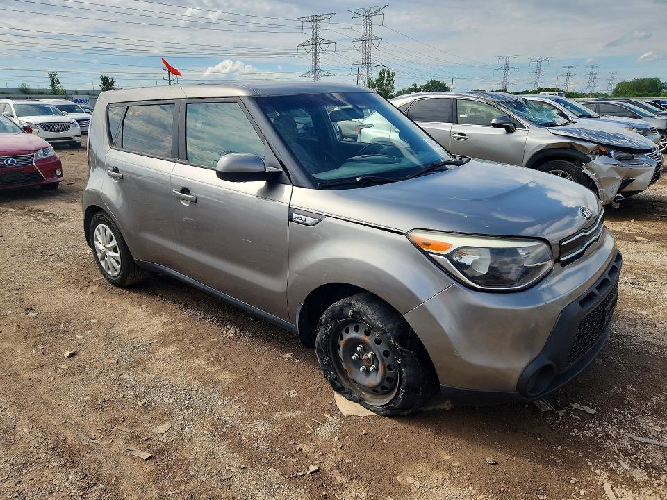 56245156 :رقم المزاد ، KNDJN2A23F7226650 vin ، 2015 Kia Soul مزاد بيع