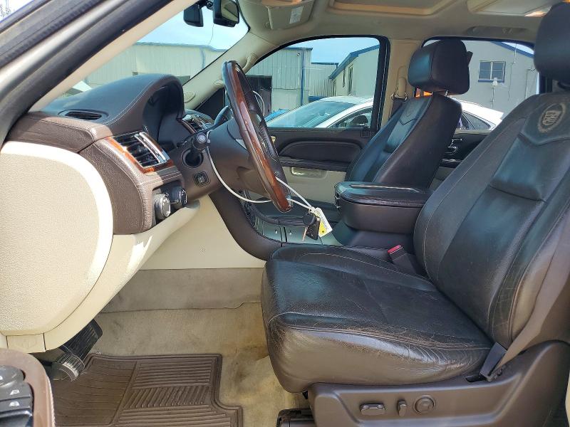 55860186 :رقم المزاد ، 1GYUKFEJ3AR199004 vin ، 2010 Cadillac Escalade مزاد بيع