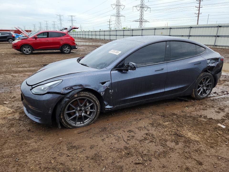 57051306 :رقم المزاد ، 5YJ3E1EA1PF667581 vin ، 2023 Tesla Model 3 مزاد بيع