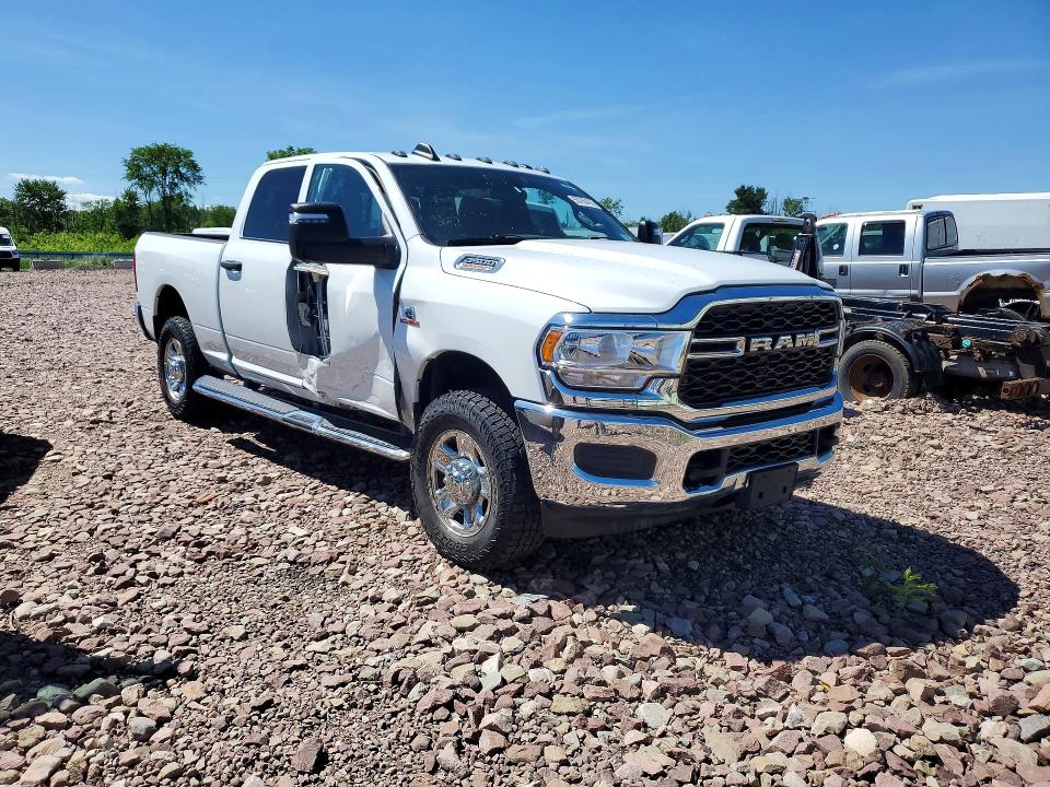 55785476 :رقم المزاد ، 3C63R3CL1RG166974 vin ، 2024 Ram 3500 مزاد بيع