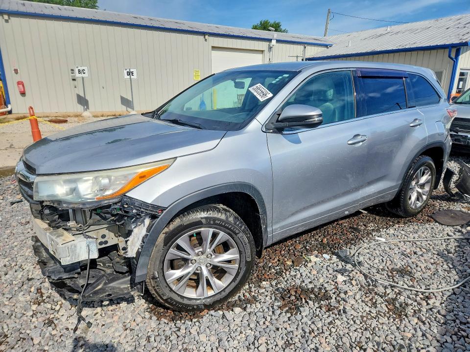 58655696 :رقم المزاد ، 5TDBKRFH5FS204626 vin ، 2015 Toyota Highlander مزاد بيع