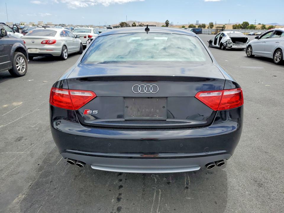 2009 Audi S5 მანქანა იყიდება აუქციონზე, vin: WAURV78TX9A046875, აუქციონის ნომერი: 58245596