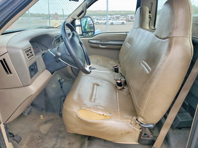 56421246 :رقم المزاد ، 1FTSF31L82EA74001 vin ، 2002 Ford F350 مزاد بيع