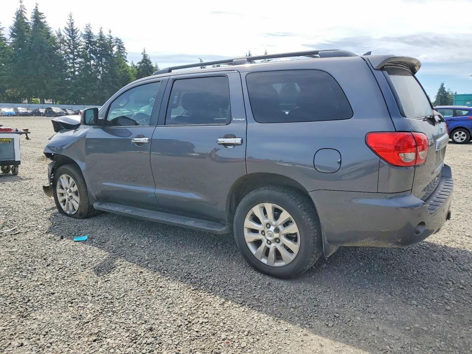 57084736 :رقم المزاد ، 5TDDY5G1XDS088676 vin ، 2013 Toyota Sequoia مزاد بيع