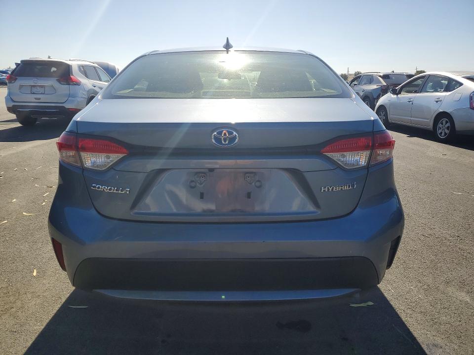 55422996 :رقم المزاد ، JTDEAMDE9NJ042572 vin ، 2022 Toyota Corolla مزاد بيع