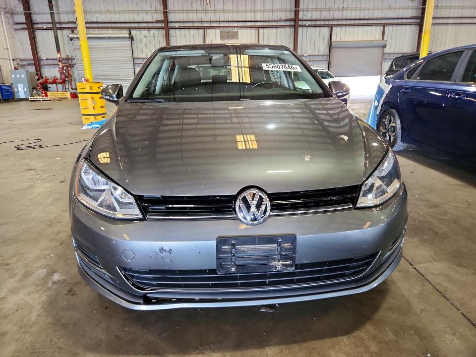 55807646 :رقم المزاد ، 3VW217AUXGM038839 vin ، 2016 Volkswagen Golf مزاد بيع