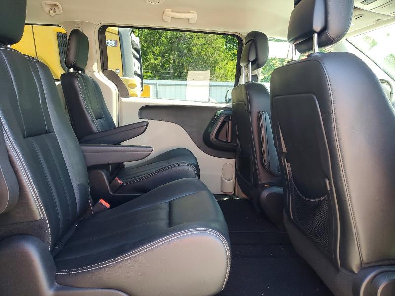 Продаж на аукціоні авто 2015 Chrysler Town & Country, vin: 2C4RC1AG2FR675363, номер лоту: 57349366