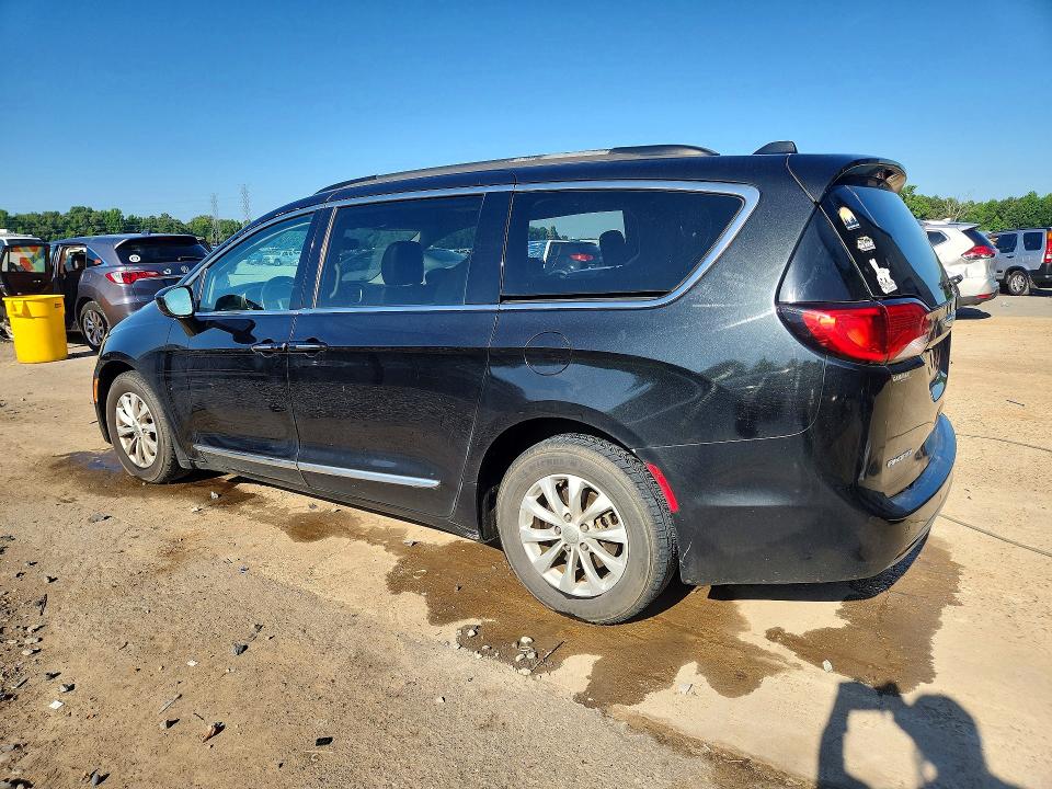2017 Chrysler Pacifica მანქანა იყიდება აუქციონზე, vin: 2C4RC1BG5HR721947, აუქციონის ნომერი: 56498086