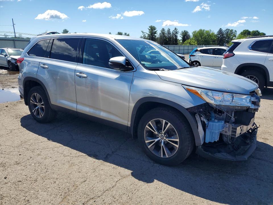 56758096 :رقم المزاد ، 5TDBZRFH5KS967901 vin ، 2019 Toyota Highlander مزاد بيع