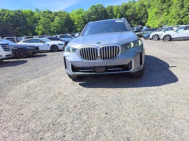 55637186 :رقم المزاد ، 5UX23EU09T9298683 vin ، 2026 Bmw X5 مزاد بيع