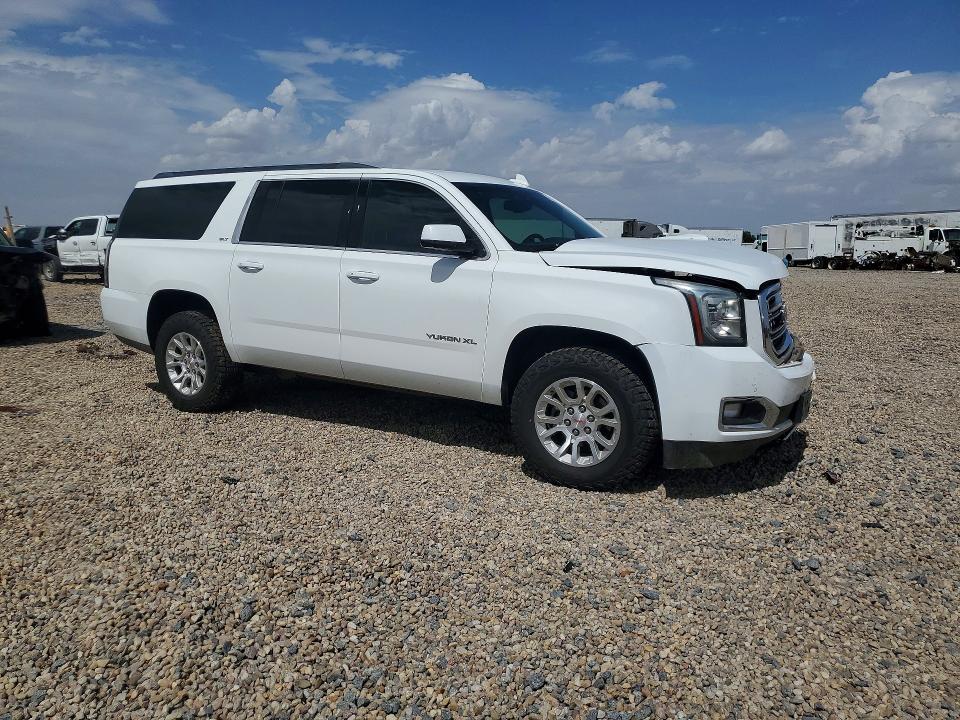 59588596 :رقم المزاد ، 1GKS2GKCXHR113856 vin ، 2017 Gmc Yukon Xl مزاد بيع