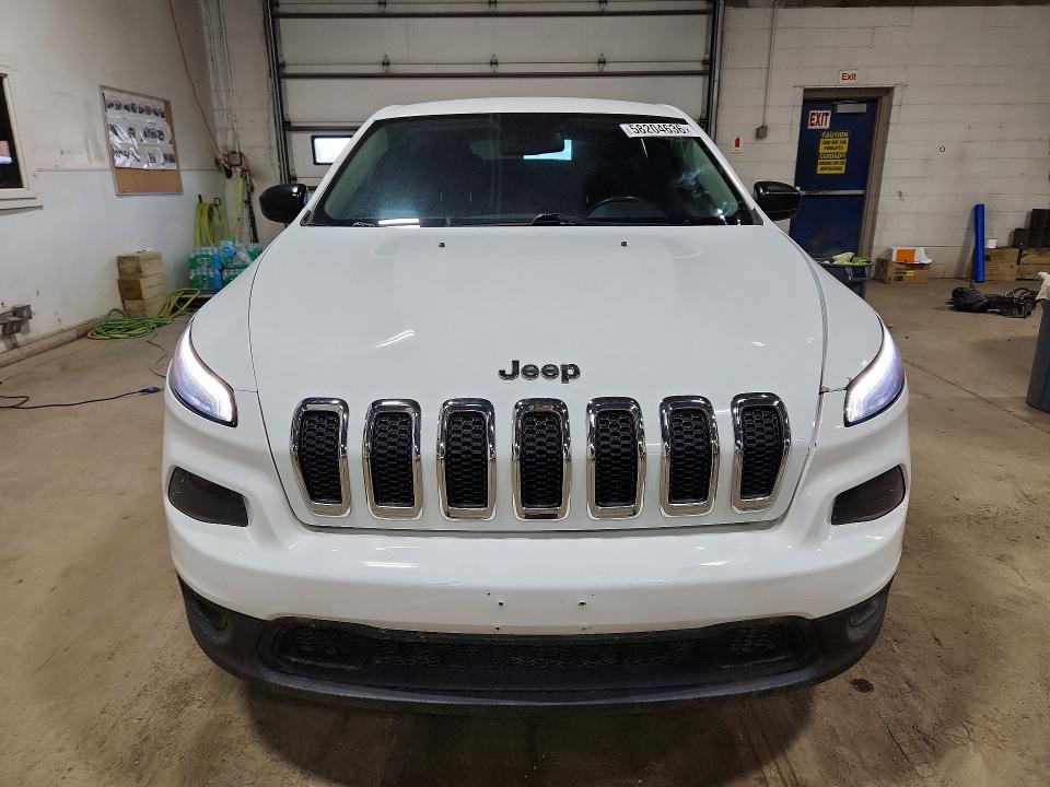 58204636 :رقم المزاد ، 1C4PJLAB8HW660521 vin ، 2017 Jeep Cherokee مزاد بيع