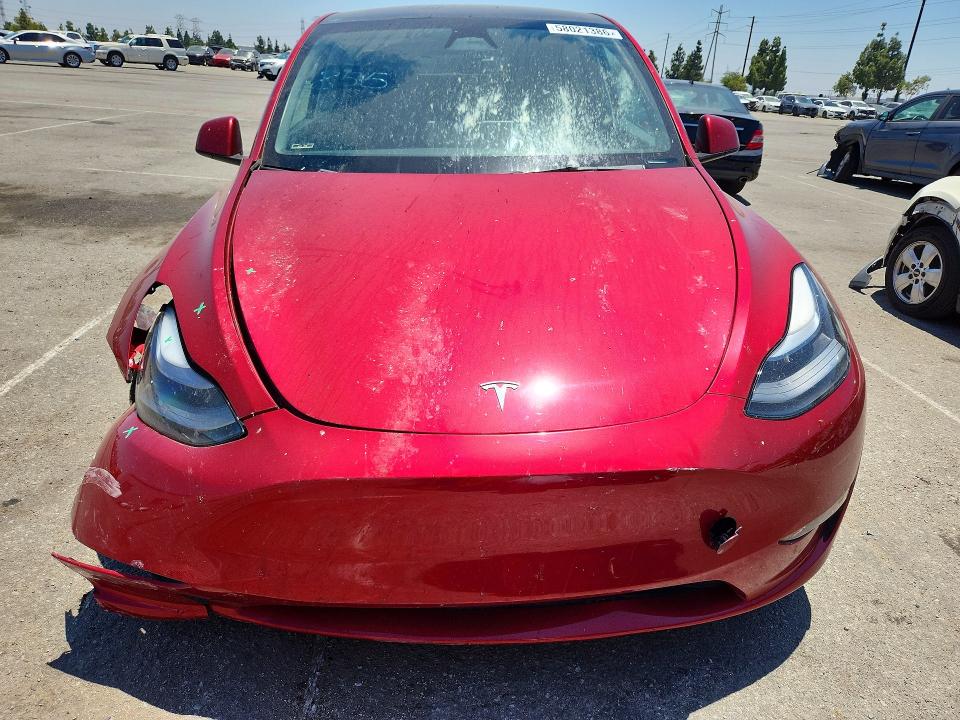 2024 Tesla Model Y მანქანა იყიდება აუქციონზე, vin: 7SAYGAEE5RF015930, აუქციონის ნომერი: 58021386
