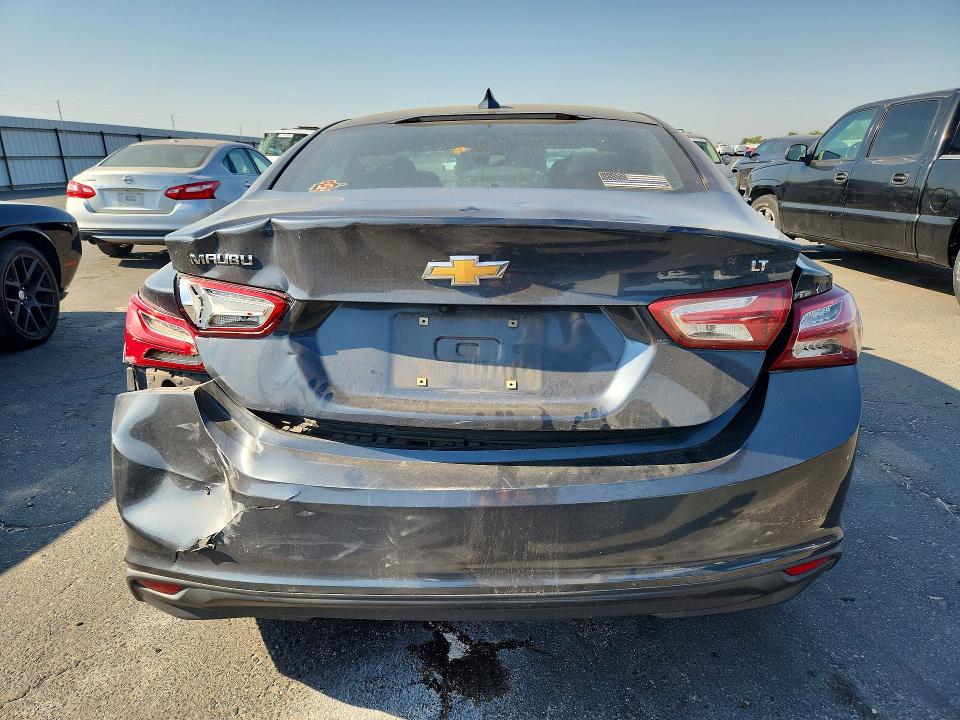 Продажа на аукционе авто 2020 Chevrolet Malibu, vin: 1G1ZD5ST2LF092710, номер лота: 57432706