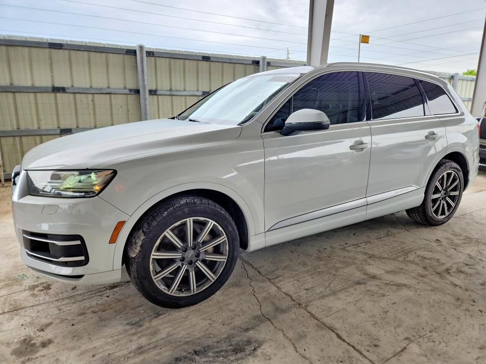 55818106 :رقم المزاد ، WA1VAAF7XHD021109 vin ، 2017 Audi Q7 مزاد بيع