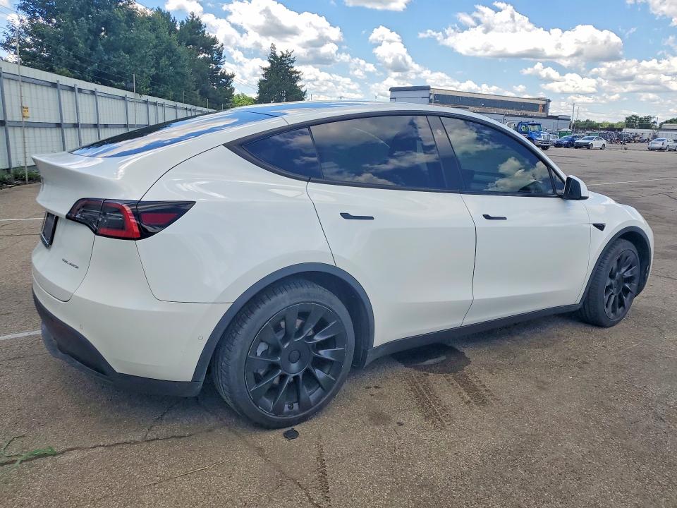 2021 Tesla Model Y მანქანა იყიდება აუქციონზე, vin: 5YJYGDEE3MF108243, აუქციონის ნომერი: 58251866
