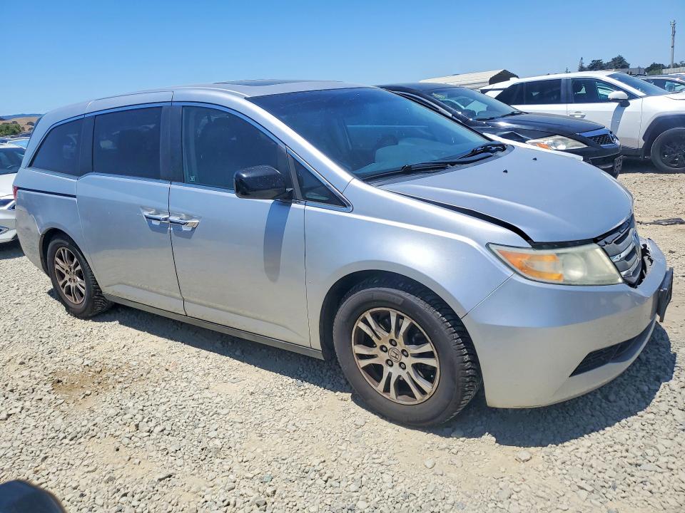 58244726 :رقم المزاد ، 5FNRL5H64BB072960 vin ، 2011 Honda Odyssey مزاد بيع