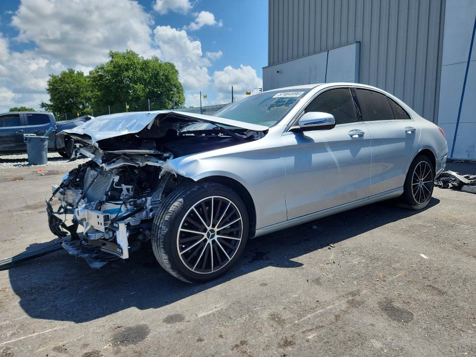 57464696 :رقم المزاد ، W1KWF8DB8MR638118 vin ، 2021 Mercedes-benz C مزاد بيع