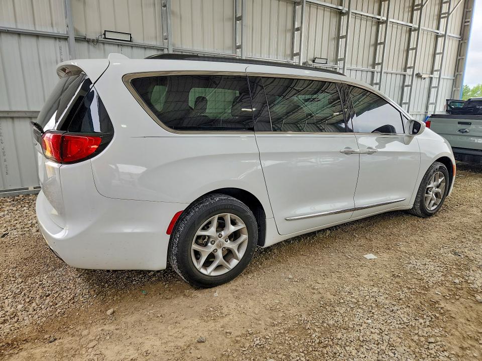 Продаж на аукціоні авто 2017 Chrysler Pacifica, vin: 2C4RC1BG5HR541979, номер лоту: 58565576