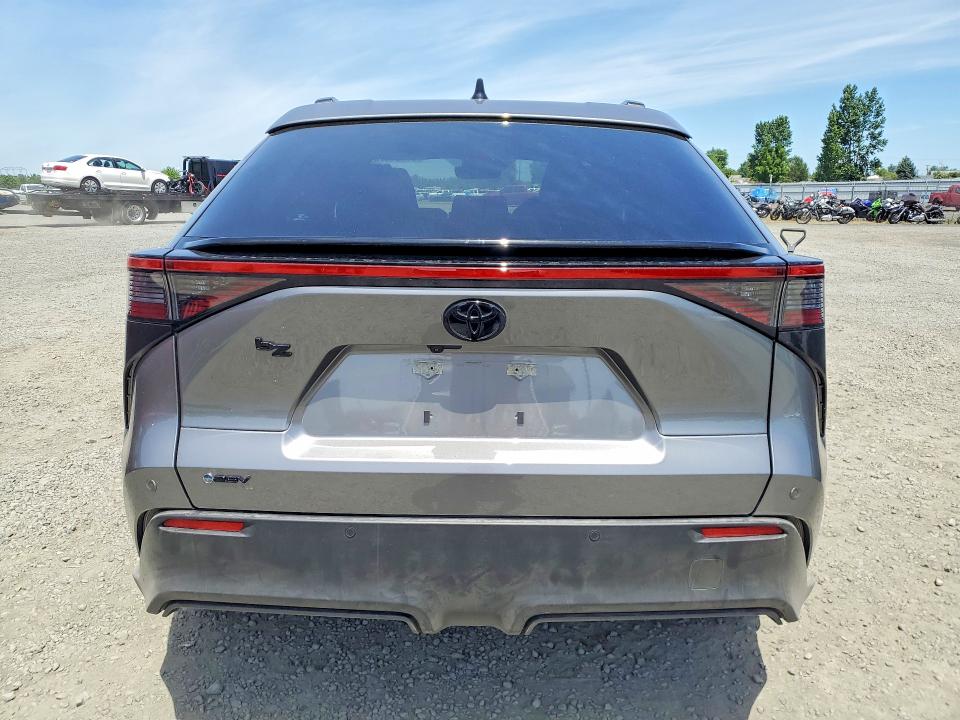 55624676 :رقم المزاد ، JTMBCAEB2TA006655 vin ، 2026 Toyota Bz مزاد بيع