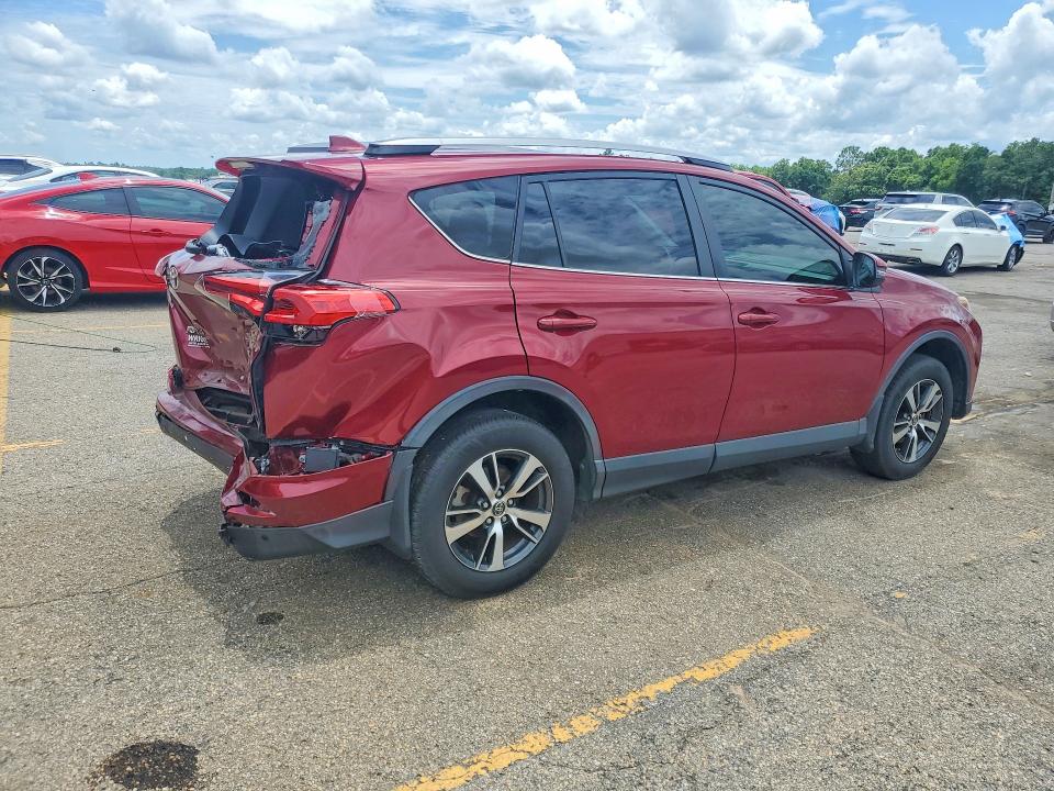 56492166 :رقم المزاد ، JTMWFREV6JD113317 vin ، 2018 Toyota Rav4 مزاد بيع