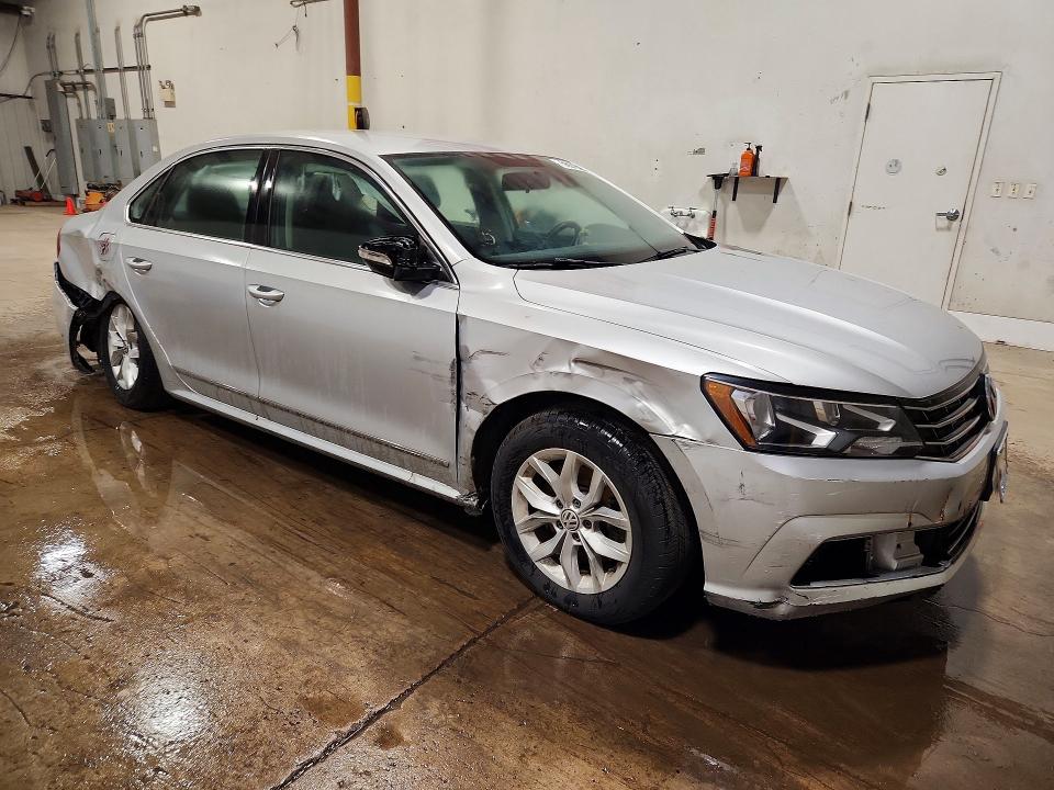 Продаж на аукціоні авто 2016 Volkswagen Passat, vin: 1VWAT7A31GC028456, номер лоту: 56070566